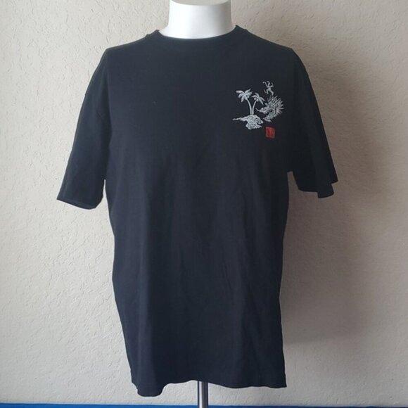 Habu Box LL Black Okinawa Beach unisex Japanese Hand Painted tshirt - Picture 1 of 7